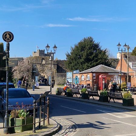 Ludlow - Linnet House - Well Presented Townhouse With Parking - Perfect Location For Exploring On Foot, Sleeps Up To 8 Guests - Hosted By Rentmyhouse Exterior photo